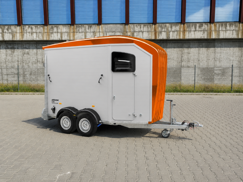 Humbaur Carrello trasporto cavallo