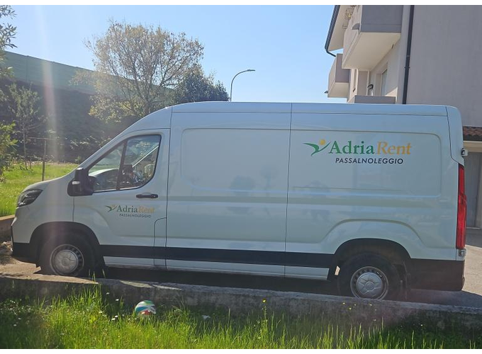 Maxus Delivery 9