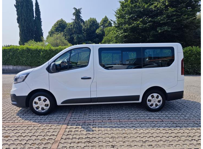 Renault Trafic autobus