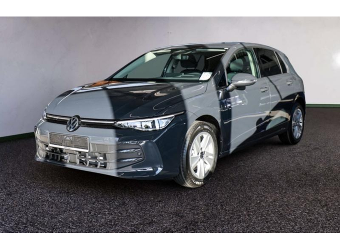 Volkswagen Golf 8
